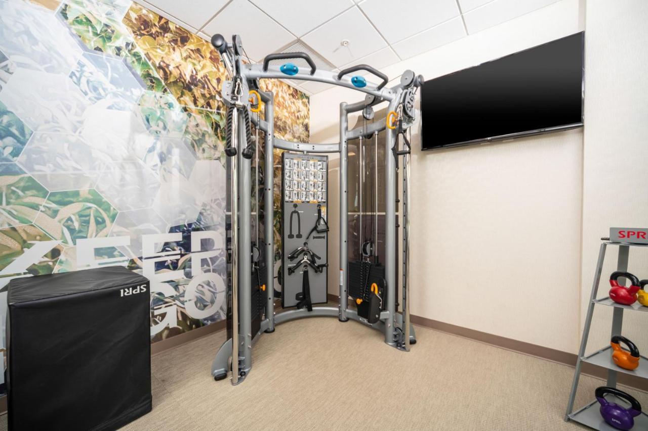 Springhill Suites By Marriott Кеноша Экстерьер фото