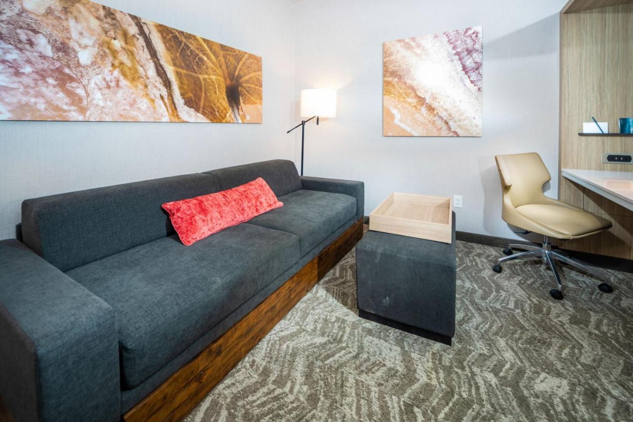 Springhill Suites By Marriott Кеноша Экстерьер фото