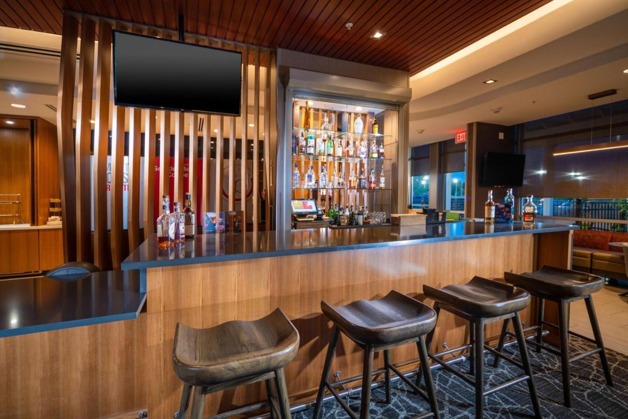 Springhill Suites By Marriott Кеноша Экстерьер фото