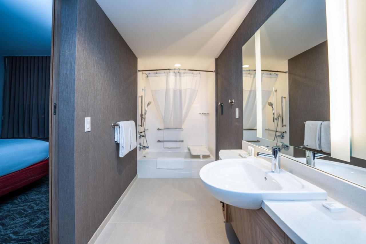 Springhill Suites By Marriott Кеноша Экстерьер фото
