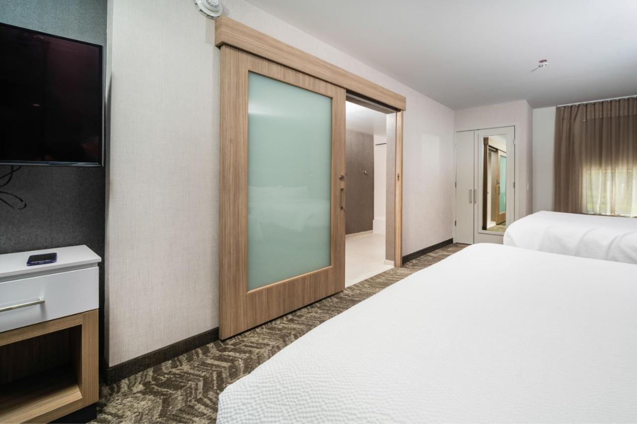 Springhill Suites By Marriott Кеноша Экстерьер фото